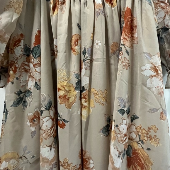 STORIA Floral Babydoll Maxi Dress - Picture 7 of 8